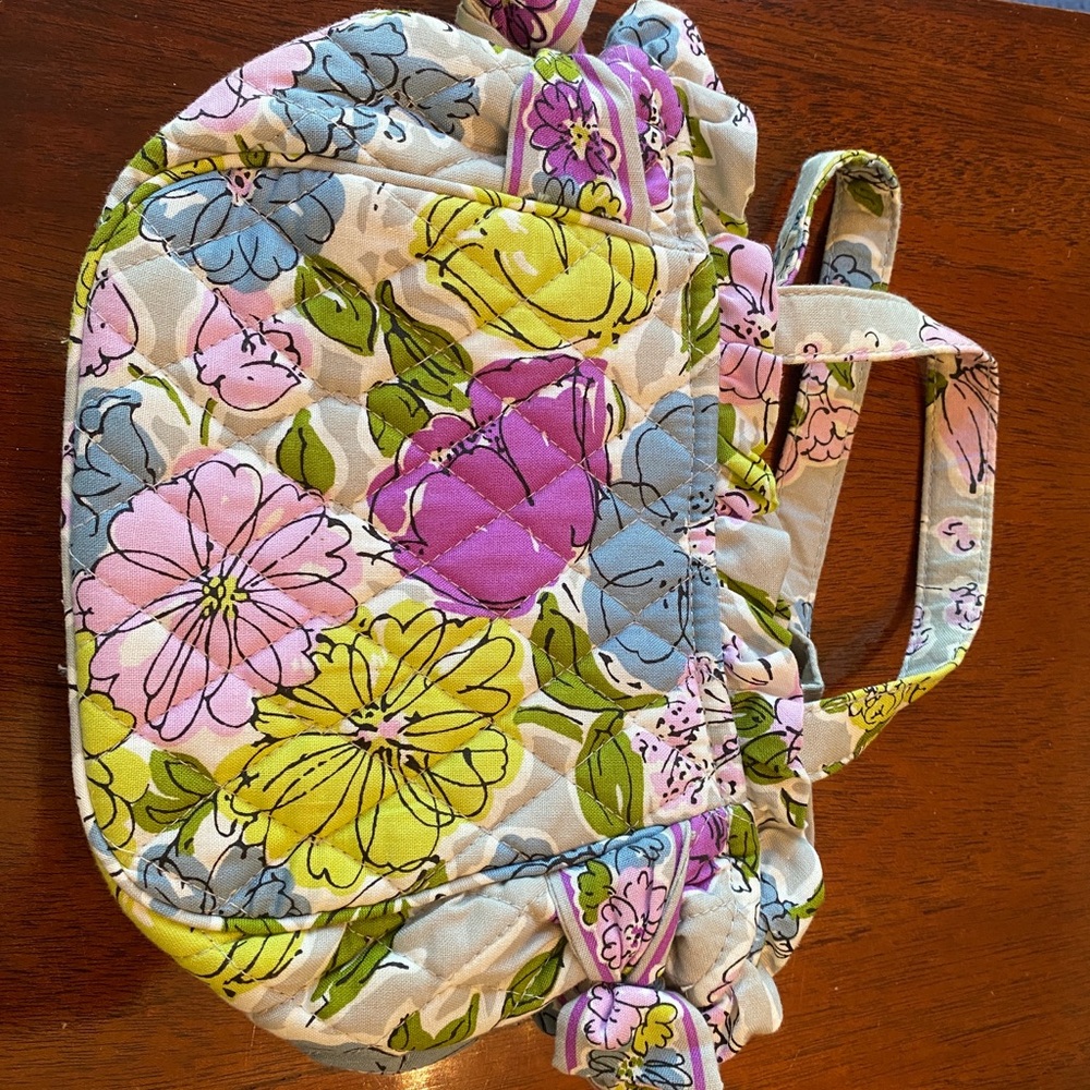 Pretty and colorful small Vera Bradley pocketbook aka purse aka bag!